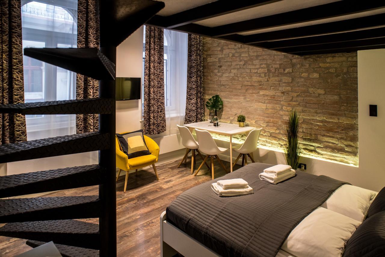 Apartment Very Stylish And Fresh In The Center *